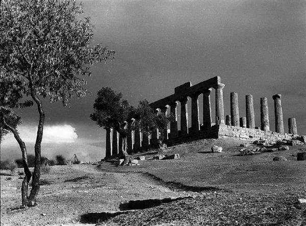 Italia del Sud. Sicilia - Valle dei Templi - tempio di Giunone