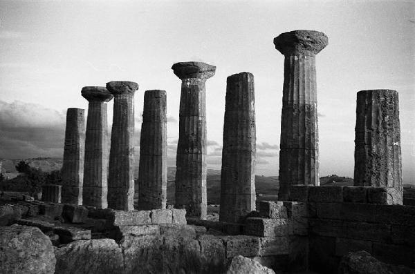 Italia del Sud. Sicilia - Valle dei Templi - tempio di Ercole