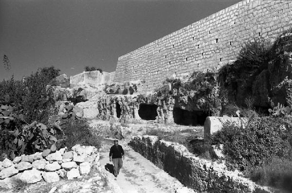 Italia del Sud. Siracusa - area archeologica - vestigia greche