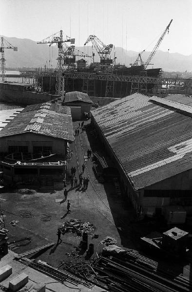 Italia del Sud. Sicilia - cantiere navale