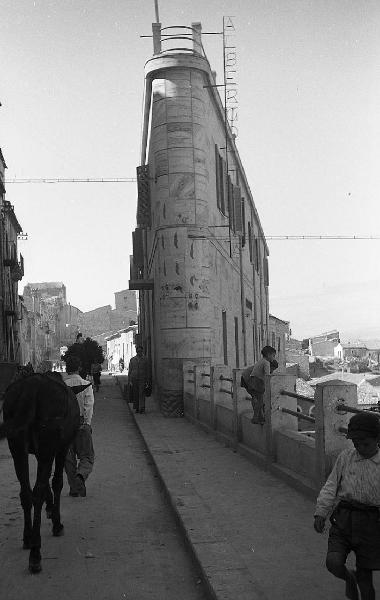 Italia del Sud. Sicilia - centro urbano - edificio