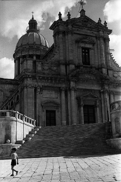 Italia del Sud. Sicilia - Comiso - chiesa dell'Annunziata - facciata