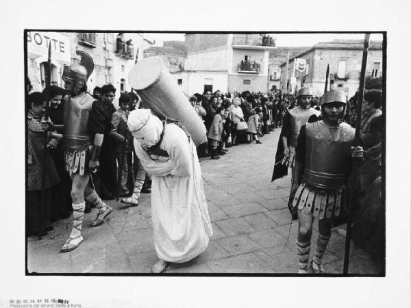 Lucania - Barile - processione del Venerdì Santo