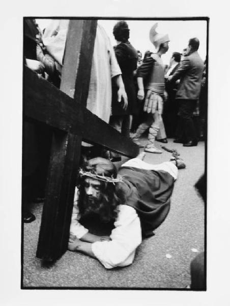 Lucania - Barile - processione del Venerdì Santo - Via Crucis