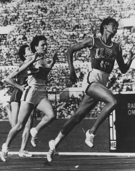 Roma. Giochi Olimpici. La velocista americana Wilma Rudolph