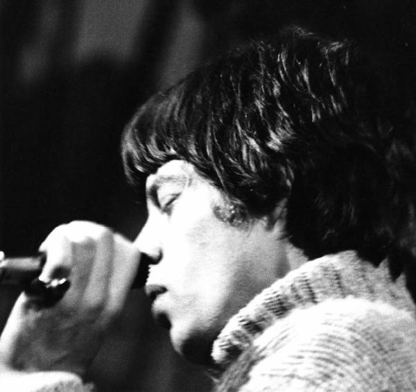 Il cantante rock Mick Jagger durante un concerto