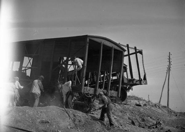 Italia del Sud. Puglia - costruzione della ferrovia