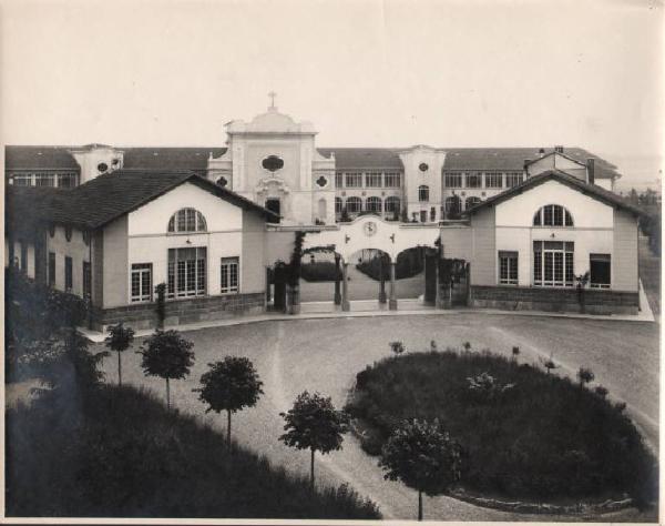 Milano - Casa di Ricovero per Inabili a Lavoro - Chiesa