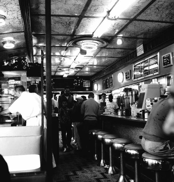 New York - Locale pubblico - Interno