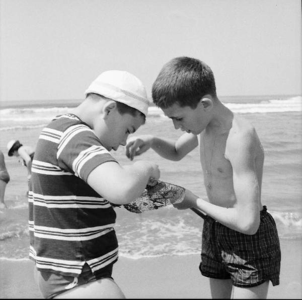 Ritratto infantile - Bambini in spiaggia