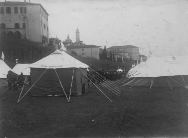 Croce Rossa Italiana - Comitato di Sezione di Bergamo - Accampamento - Esercitazioni militari -- Bergamo - Mura