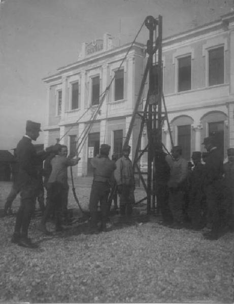 Macchine utensili - Impiego da parte del personale del Corpo Militare del Comitato di Sezione di Bergamo della Croce Rossa Italiana -- Castions di Strada