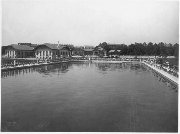 Scuola all'aperto Umberto di Savoia - Piscina e edifici scolastici -- Milano - ex Trotter