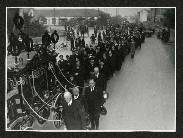 Lombardia - Funerale di Angelo Fontana Cavaliere del Lavoro