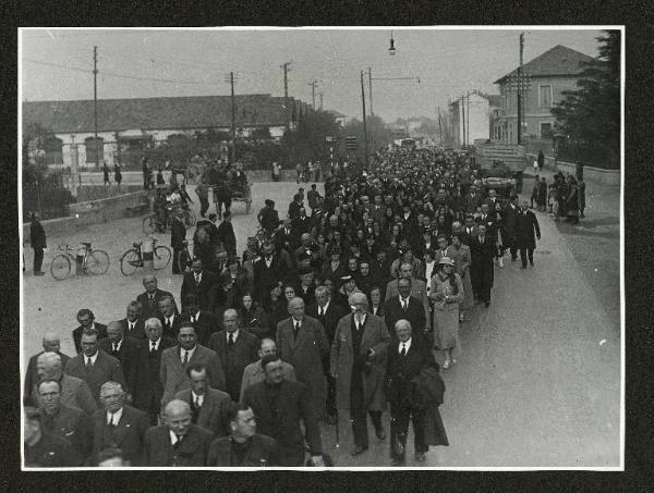 Lombardia - Funerale di Angelo Fontana Cavaliere del Lavoro