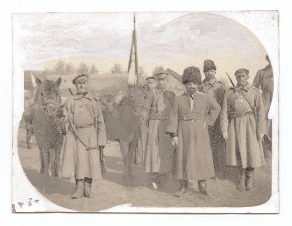 Guerra russo-giapponese - Russia - Manciuria - Ritratto di gruppo maschile - Militari - Principe Bebutov e cosacchi di Cita