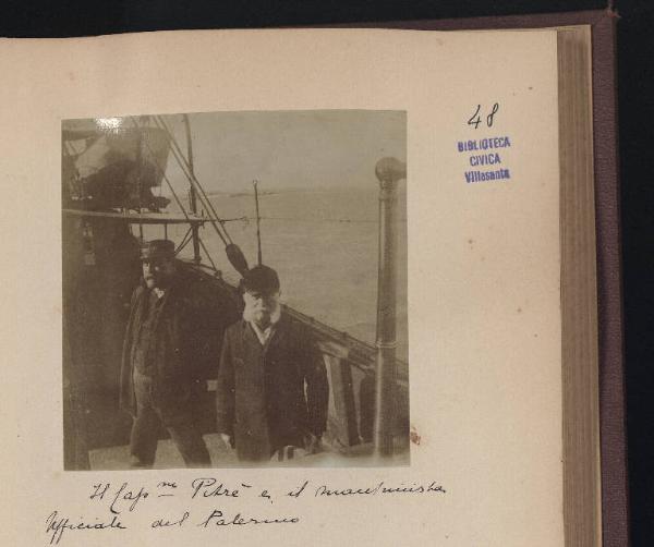 Ritratto maschile - Ufficiali di Marina mercantile - Comandante Pitrè della nave Palermo e ufficiale macchinista sul ponte della nave - Sicilia