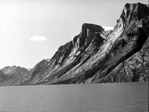 Groenlandia occidentale - Nord dell'Oceano Atlantico - Baia di Baffin? - Montagne