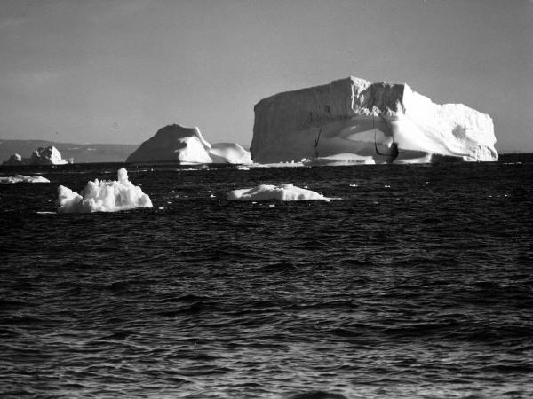 Groenlandia occidentale - Nord dell'Oceano Atlantico - Baia di Baffin? - Icebergs