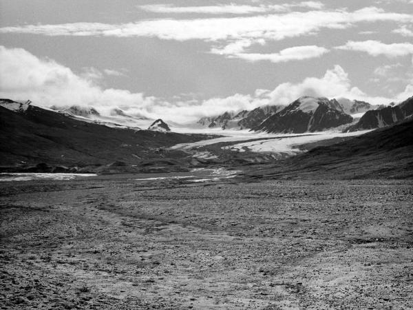 Groenlandia orientale - Mare di Groenlandia - Kong Oscar Fjord - Scoresby Land - Alpi Stauning - Vallata - Skeldal - Montagne