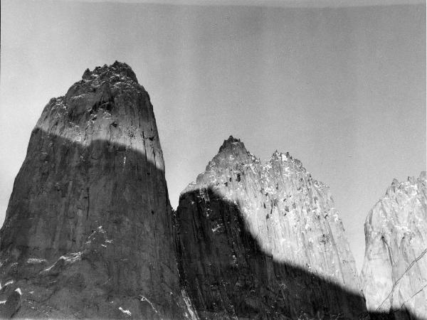 Patagonia cilena - Provincia di Ultima Esperanza - Ande patagoniche - Massiccio del Paine - Torri centrale - Torre nord