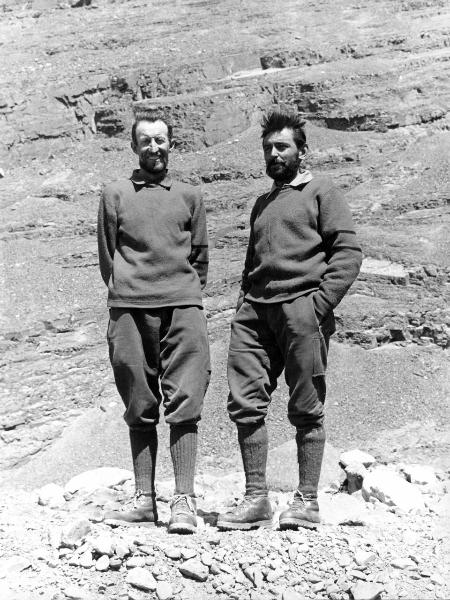 Ritratto di gruppo - Alpinisti - Bich, Jean - Pellissier, Camillo - Patagonia cilena - Provincia di Ultima Esperanza - Ande patagoniche - Massiccio del Paine