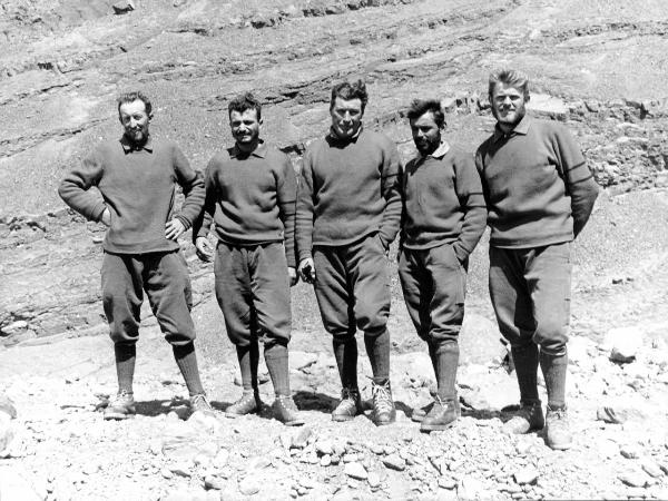 Ritratto di gruppo - Alpinisti - Bich, Jean - Carrel, Leonardo - Gobbi, Toni - Pellissier, Camillo - Pession, Pierino - Patagonia cilena - Provincia di Ultima Esperanza - Ande patagoniche - Massiccio del Paine