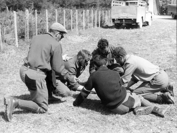 Ritratto di gruppo - Carrel, Leonardo - Gobbi, Toni - Pellissier, Camillo - Pession, Pacifico - Pession, Pierino - Patagonia cilena - Provincia di Ultima Esperanza - Ande patagoniche - Massiccio del Paine - Torri del Paine - Campo base