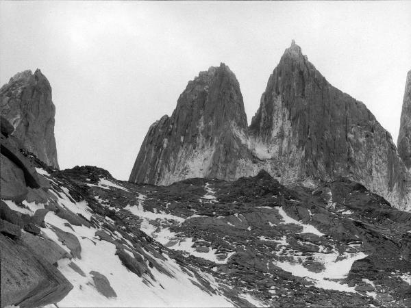 Patagonia cilena - Provincia di Ultima Esperanza - Ande patagoniche - Massiccio del Paine - Torre nord