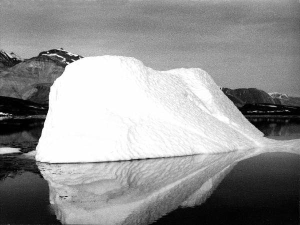 Groenlandia - fiordo -iceberg