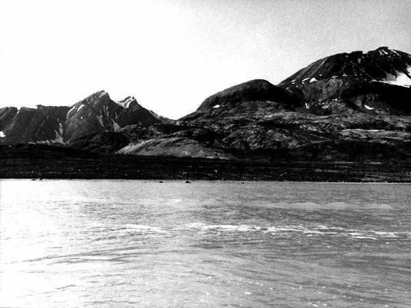 Groenlandia - Isole Menander - riva del fiordo