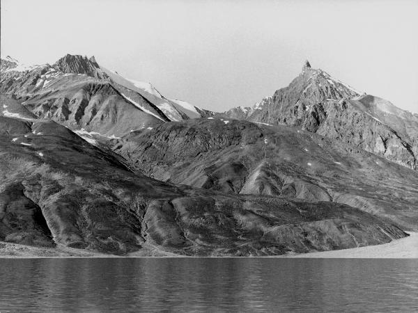 Groenlandia - Isole Menander - costa - rocce -mare - montagne