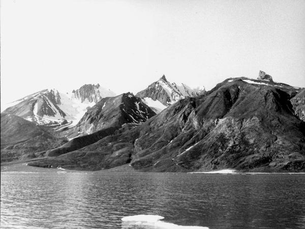 Groenlandia - Isole Menander - mare - costa - montagne