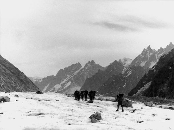 Groenlandia -Isole Menander - montagne - ghiaccio - uomini