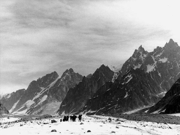 Groenlandia -Isole Menander - montagne - ghiaccio - uomini