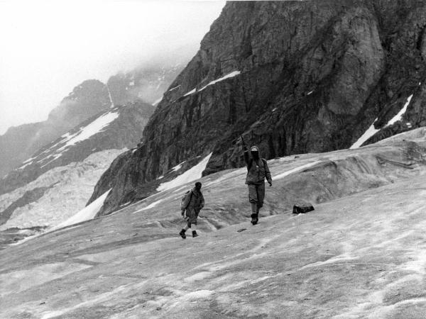 Groenlandia - Isole Menander- uomini- montagne