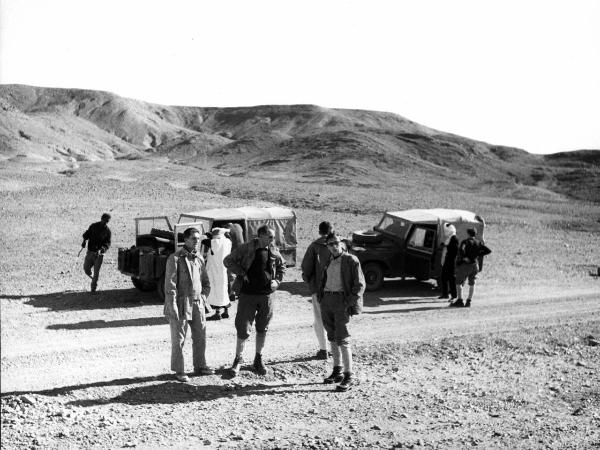 Hoggar -deserto - uomini - jeep