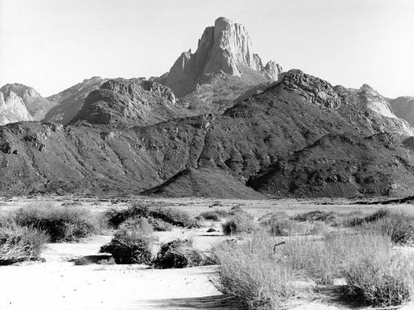 Hoggar- deserto - vette - roccia