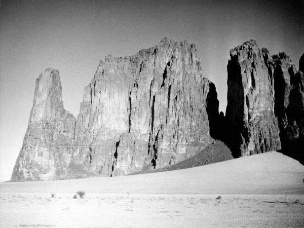 Sahara - Tibesti - vette - rocce - deserto