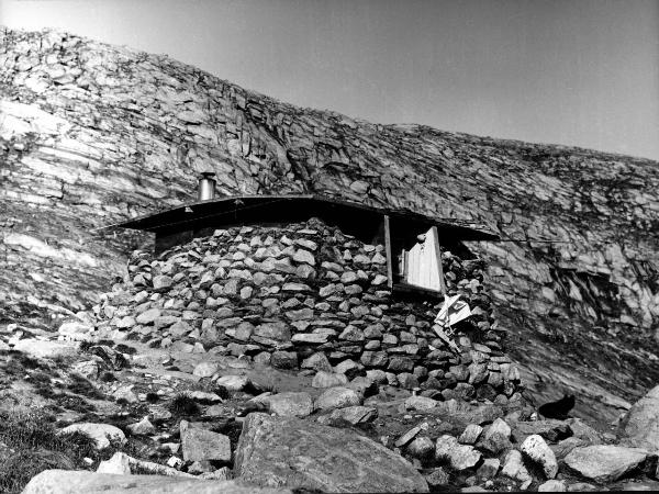 Groenlandia occidentale - Nord dell'Oceano Atlantico - Baia di Baffin - Comune di Qaasuitsup - Isola di Kuvdlorssuaq - Villaggio - Kuvdlorssuaq - Casa