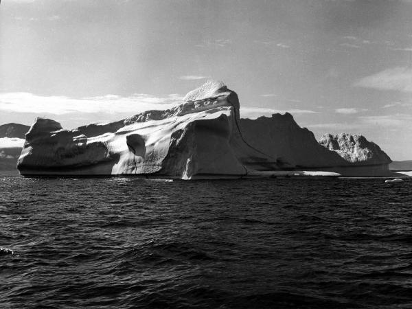 Groenlandia occidentale - Nord dell'Oceano Atlantico - Baia di Baffin? - Iceberg