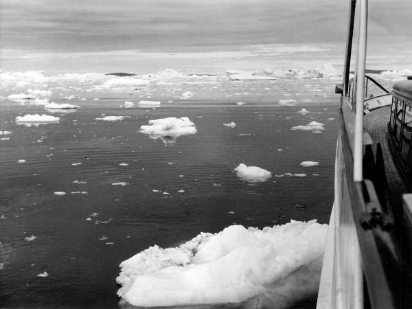 Groenlandia occidentale - Nord dell'Oceano Atlantico - Baia di Baffin? - Particolare di imbarcazione - Coperta