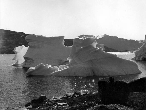 Groenlandia occidentale - Nord dell'Oceano Atlantico - Baia di Baffin - Comune di Qaasuitsup - Isola di Kuvdlorssuaq - Icebergs