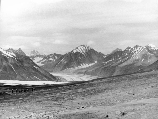 Groenlandia orientale - Mare di Groenlandia - Kong Oscar Fjord - Scoresby Land - Alpi Stauning - Vallata - Skeldal - Montagne