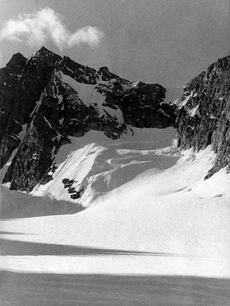 Groenlandia orientale - Mare di Groenlandia - Kong Oscar Fjord - Scoresby Land - Alpi Stauning - Ghiacciaio - Bersaerker - Montagna - Cima di Granito