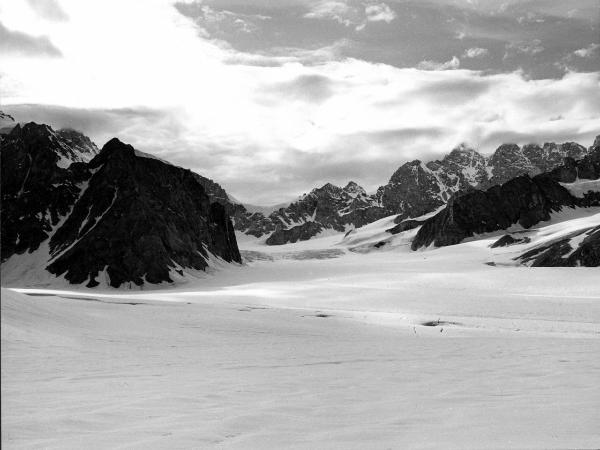 Groenlandia orientale - Mare di Groenlandia - Kong Oscar Fjord - Scoresby Land - Alpi Stauning - Ghiacciaio - Bersaerker - Montagna - Dansketinden