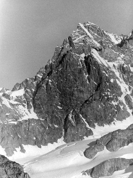 Groenlandia orientale - Mare di Groenlandia - Kong Oscar Fjord - Scoresby Land - Alpi Stauning - Ghiacciaio - Bersaerker