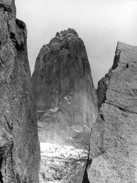 Patagonia cilena - Provincia di Ultima Esperanza - Ande patagoniche - Massiccio del Paine - Torri del Paine - Torre centrale