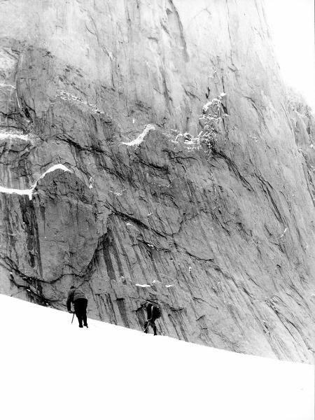 Patagonia cilena - Provincia di Ultima Esperanza - Ande patagoniche - Massiccio del Paine - Torri del Paine - Alpinisti