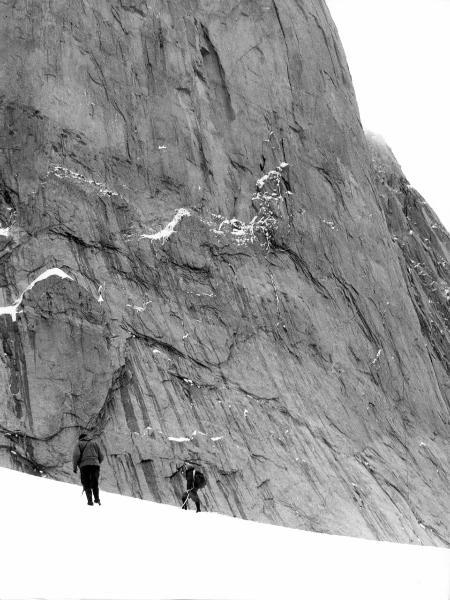 Patagonia cilena - Provincia di Ultima Esperanza - Ande patagoniche - Massiccio del Paine - Torri del Paine - Alpinisti